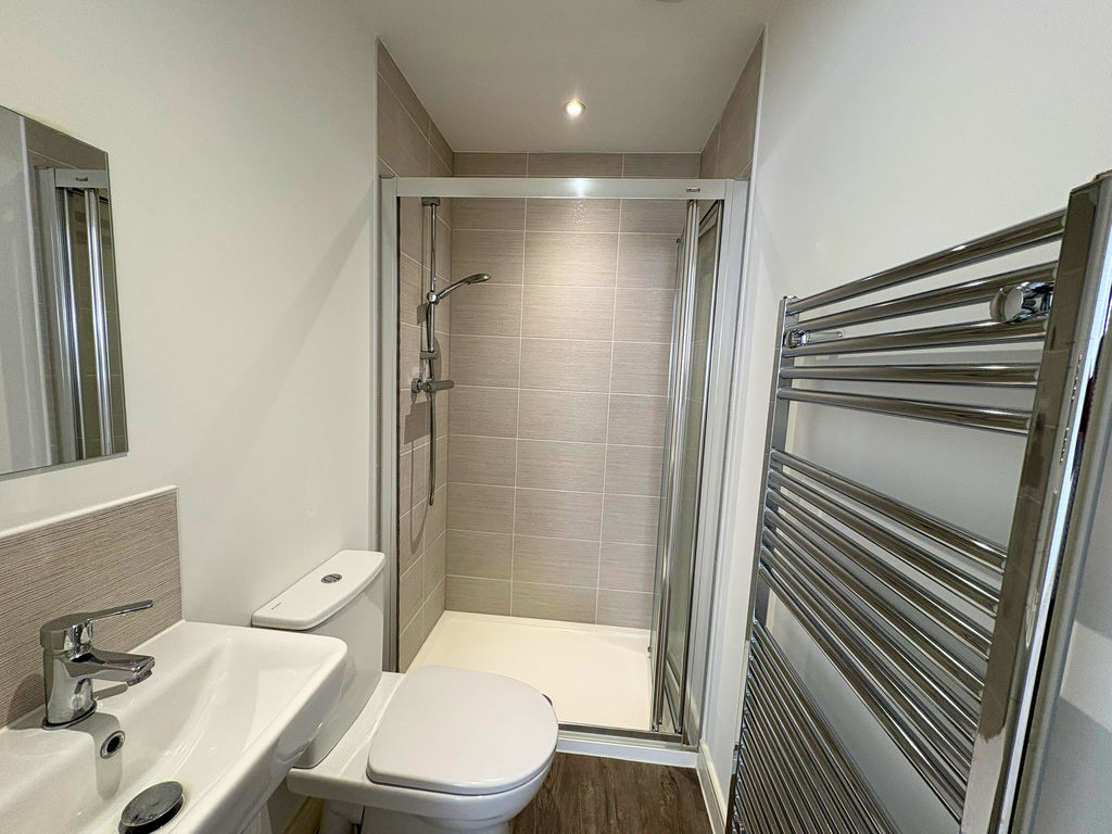 8 Bullrush Close